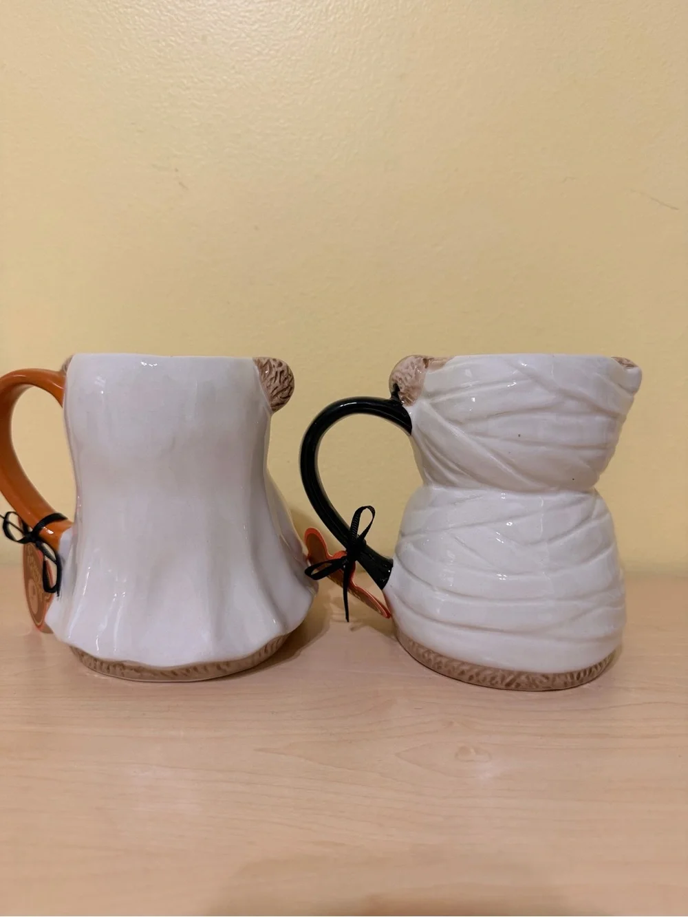 Creepy critters Halloween teddy bear mugs , mummy and ghost holding pumpkin
